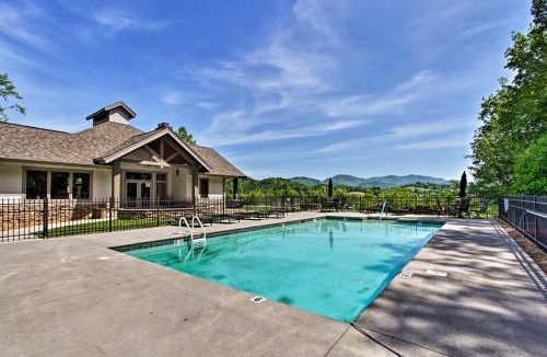Townsend House | Townsend Condo w/Pool, Great Smoky Mountain Views