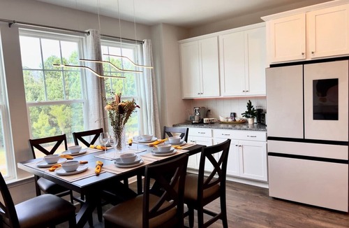 Durham Villa | TPV - Villa Leopolda - Executive Home w/Pools&Gym