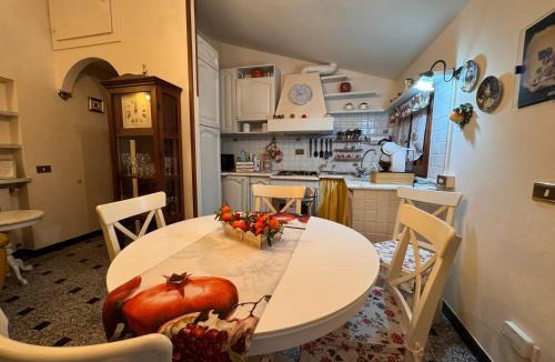 Ronchi Apartment | Tra Forte dei Marmi e Marina di Massa - Il Melograno