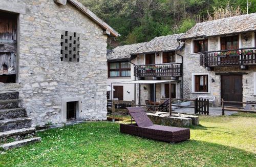 Biazzeno House | Tra Lago e Monti