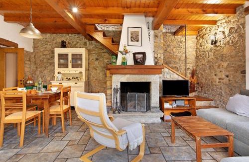 Biazzeno House | Tra Lago e Monti