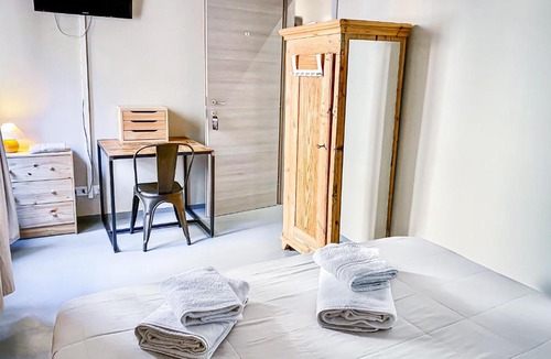 Verona City Centre Apartment | [Tra Piazza Erbe e Piazza Brà] Raffinata Maison