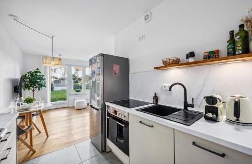 Wahren Apartment | TRABER APARTMENTS Studio Kaffee Terrasse & Parken