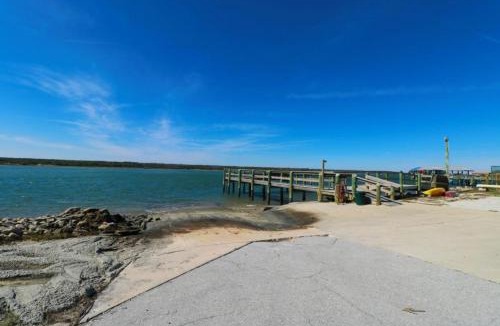 Crescent Beach House | Tradewinds 51
