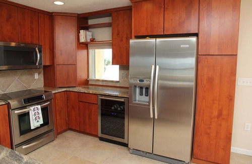 Boys Works Condo | Tradewinds Condominium Top Floor - Ocean View Condo #113
