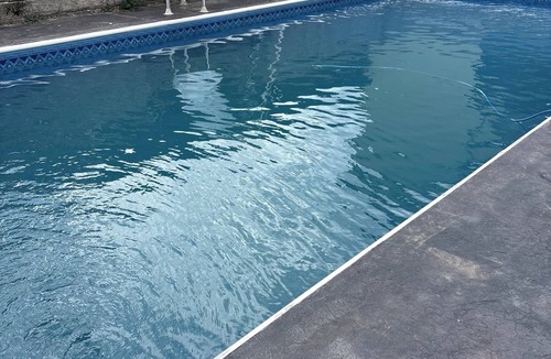 Irvine Bed & Breakfast | Traditional Bed & Breakfast in Irvine KY with Swimming pool, Wi-Fi Room 3