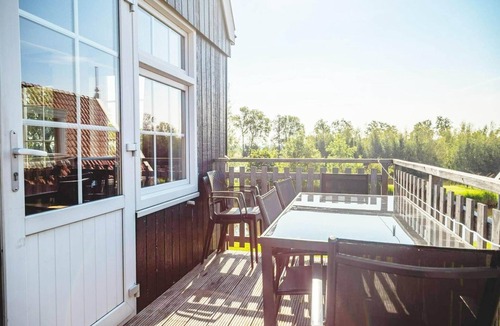 West-Graftdijk House | Traditional Dutch Villa Stay