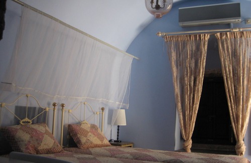 Vessa House | Traditional House