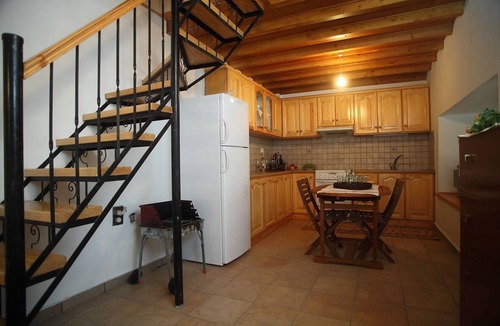 Nidri House | Traditional stone built cottage at the heart of the rural Lefkada