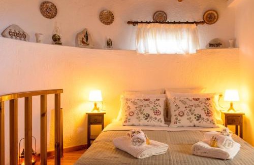 Kroustas House | Traditional Windmill-Milos