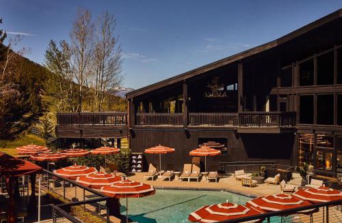 Jackson Resort | Trailborn Jackson Hole, Outdoor Collection by Marriott Bonvoy