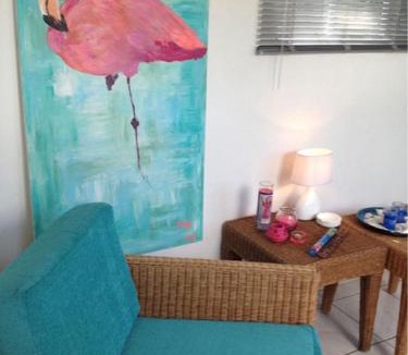 Pos Chiquito Apartment | Trailer Beach Front Cottage