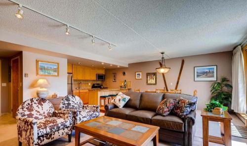 Peak 9 Apartment | Trails End 511 by Ski Country Resorts