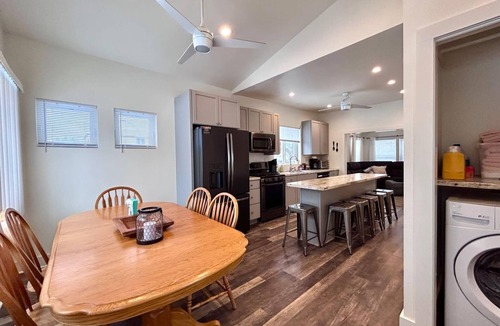 Wakefield House | Trailside #1 Summer unwind~ Hot tub, ATV, Hike, Travel