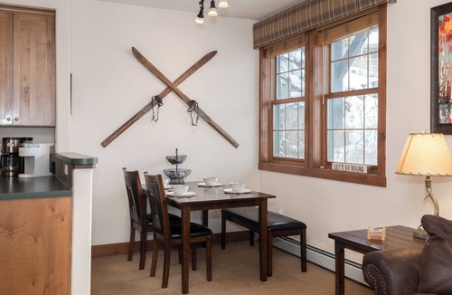 Silvercreek Condo | Trailside - Cozy Adventure Getaway: Ski-in/out from your door + FREE Hot Tub!
