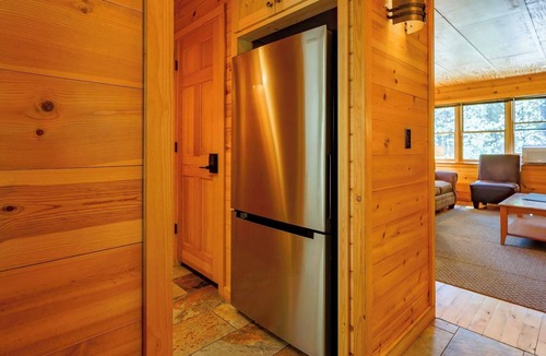 Mazama Cabin | Trailside Retreat - 2 BR Cabin at Wilson Ranch