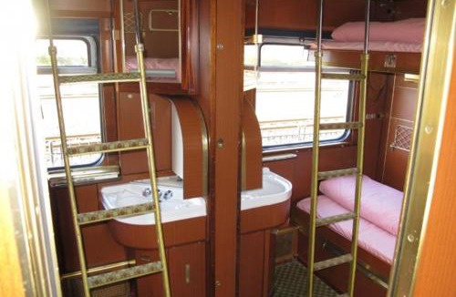 Bedrijventerrein Sloterdijk Hostel | Train Lodge Amsterdam