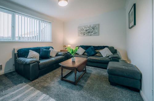 Middlesbrough House | Tranmere House Workstays UK Best Rates Direct