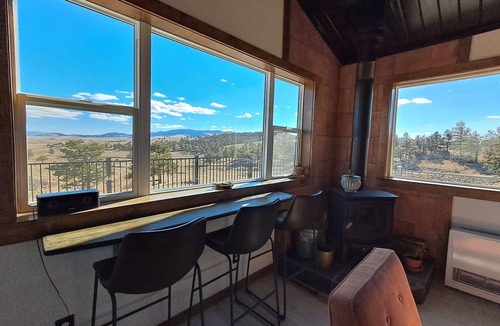 Hartsel Cabin | Tranquil 2-bedroom cabin, majestic view of Pikes Peak with free range Buffalo.