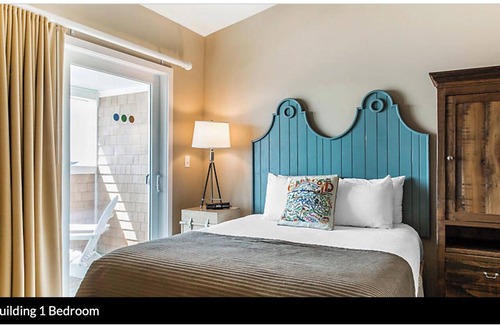 Dennis Port Resort | Tranquil 2-bedroom resort charming Dennis MA, Oceanfront & private beach access