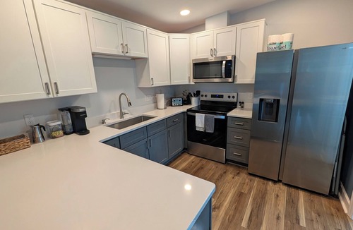 Tallahassee House | Tranquil 2-bedroom house in beautiful Tallahassee - completely remodeled with AC