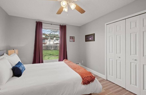 Spring Lake Park Apartment | Tranquil 2BR Apt Mpls - 8075 Apt 2