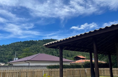Sambaqui House | Tranquil 3-bedroom house with AC in beautiful Florianópolis