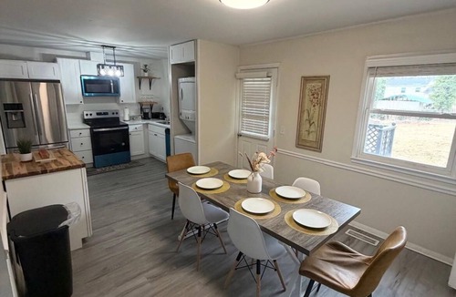 Winston - Salem House | “Tranquil 3‑bedroom residence, ideally situated in Winston‑Salem.”