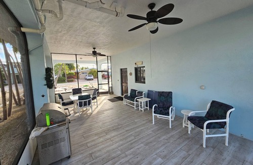 Layton House | Tranquil 3-bedroom 2 bathroom house bay and ocean access with dock and boat lift