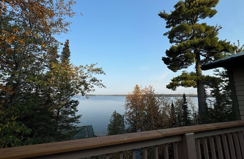 Tower Cabin | Tranquil 3-bedroom cabin on scenic Lake Vermilion