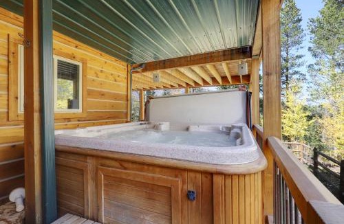 Breckenridge House | Tranquil 4BR on Peak 7 with Hot Tub Dog Friendly