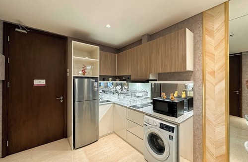 Surabaya Apartment | Tranquil And Modern Haven 2Br At The Rosebay Apartment