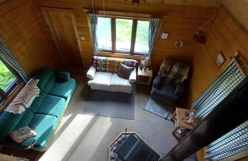 Chase Cabin | Tranquil and Unique 1 Bedroom Riverside Cabin.