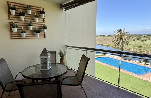 Santa Margarida Apartment | Tranquil apartment, pets welcome - 4 guests