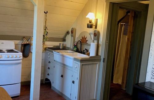 Ephraim Apartment | Tranquil barn apartment w/AC in charming Ephraim
