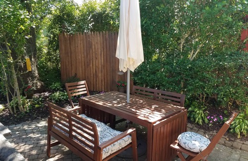 Spring Lake Heights House | Tranquil Beach Ranch-near Beach/POOL/Lake-5 beach/pool badges-Outdoor Shower