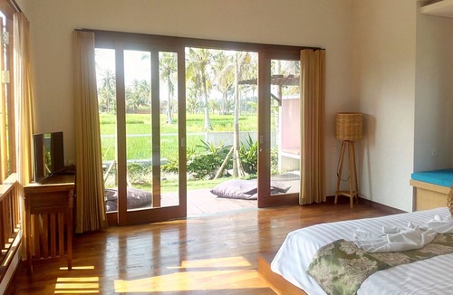 Kemenuh Villa | Tranquil breezy rice field villa w/private pool