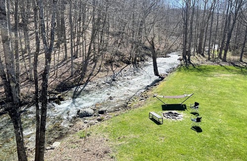Sandgate Cabin | Tranquil Cabin Hideaway with Firepit and Riverfront Views on the Green River in Vermont