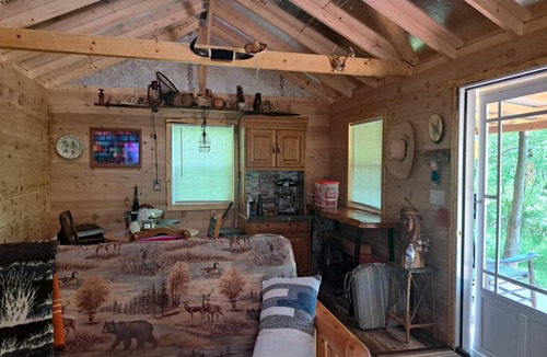 Danville RV Rental | Tranquil campsite with AC in the woods of Danville