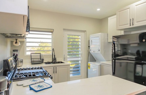 St. John's Apartment | Tranquil Contemporary Vacation Suite