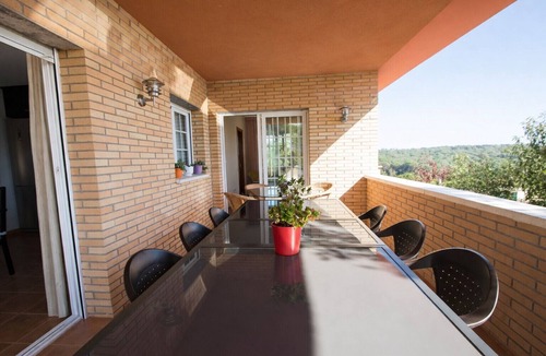 Sils Villa | Tranquil Costa Brava Retreat with private suite!