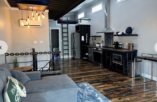 Lancaster Cottage | Tranquil Cottage with Great Forest Sights in Danville, Kentucky