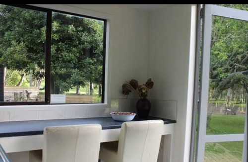 Coromandel Cabin | Tranquil Creekside Cabin