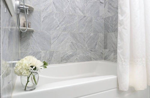 Rochester Hotel | Tranquil Escape in Heart of Rochester, Pet-friendly Accommodation!