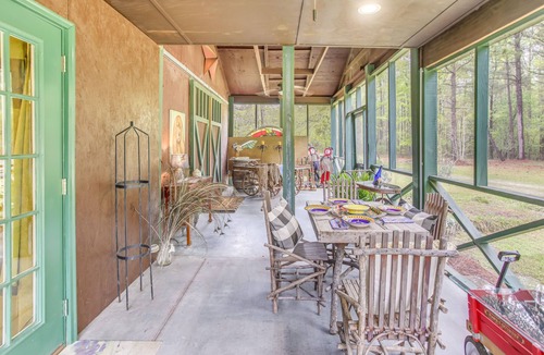 Barnesville Apartment | Tranquil Fairmont Studio w/Patios - Pets Welcome!