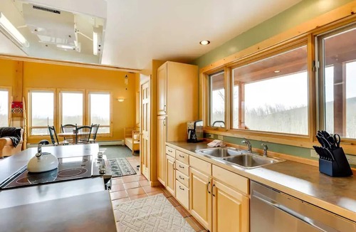 Warm Springs Cabin | Tranquil Fairplay CO Cabin: Scenic National Forest Trails & Views