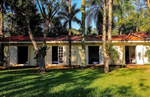 Itapetininga House | Tranquil Farm Stay Suite Pools & Nature