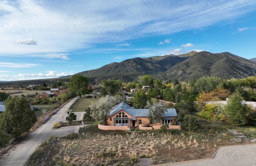 Arroyo Seco House | Tranquil five-bedroom house in Arroyo Seco - eight miles from Taos Ski Valley