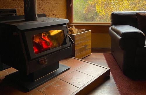 Pemberton House | Tranquil Forest Hideaway in Pemberton