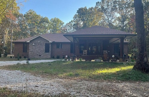 Tullahoma Villa | Tranquil Forest Villa — Private Road, Private Pool, Pet‑Friendly, Near Waterfall
